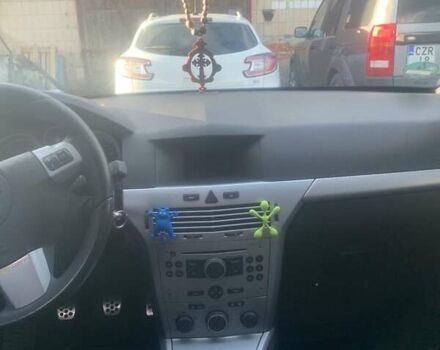 Чорний Опель Астра, об'ємом двигуна 1.9 л та пробігом 266 тис. км за 5000 $, фото 5 на Automoto.ua