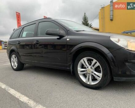 Черный Опель Астра, объемом двигателя 1.9 л и пробегом 232 тыс. км за 4400 $, фото 1 на Automoto.ua