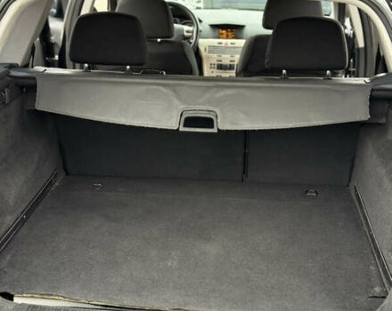 Черный Опель Астра, объемом двигателя 1.7 л и пробегом 230 тыс. км за 4800 $, фото 9 на Automoto.ua