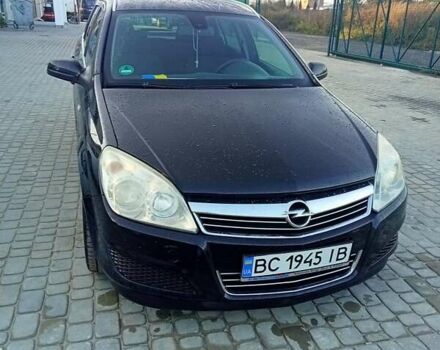 Черный Опель Астра, объемом двигателя 1.7 л и пробегом 240 тыс. км за 5500 $, фото 5 на Automoto.ua