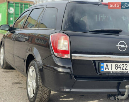 Черный Опель Астра, объемом двигателя 1.6 л и пробегом 239 тыс. км за 5350 $, фото 7 на Automoto.ua