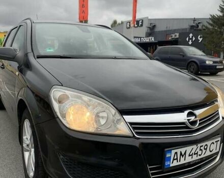 Черный Опель Астра, объемом двигателя 1.9 л и пробегом 232 тыс. км за 4400 $, фото 7 на Automoto.ua