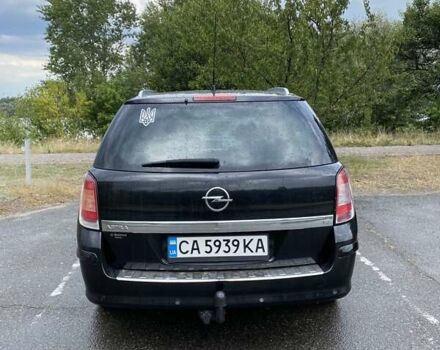 Черный Опель Астра, объемом двигателя 1.6 л и пробегом 198 тыс. км за 5500 $, фото 5 на Automoto.ua