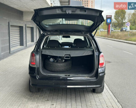 Черный Опель Астра, объемом двигателя 1.6 л и пробегом 216 тыс. км за 5600 $, фото 13 на Automoto.ua