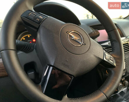 Черный Опель Астра, объемом двигателя 1.91 л и пробегом 286 тыс. км за 5550 $, фото 70 на Automoto.ua