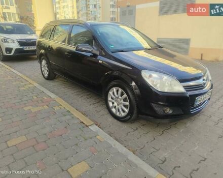 Черный Опель Астра, объемом двигателя 1.6 л и пробегом 281 тыс. км за 5150 $, фото 5 на Automoto.ua