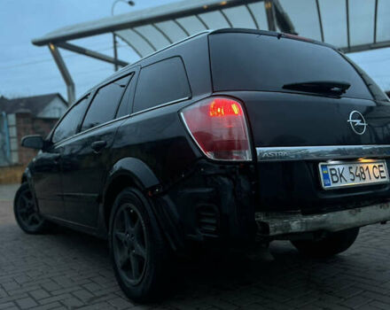 Чорний Опель Астра, об'ємом двигуна 1.91 л та пробігом 369 тис. км за 3600 $, фото 3 на Automoto.ua