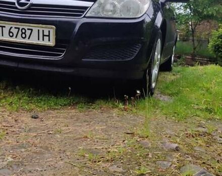 Чорний Опель Астра, об'ємом двигуна 1.6 л та пробігом 256 тис. км за 5200 $, фото 4 на Automoto.ua
