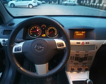 Чорний Опель Астра, об'ємом двигуна 1.6 л та пробігом 245 тис. км за 4950 $, фото 8 на Automoto.ua