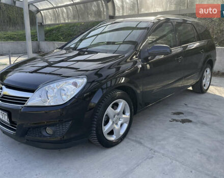 Чорний Опель Астра, об'ємом двигуна 1.6 л та пробігом 273 тис. км за 5200 $, фото 1 на Automoto.ua