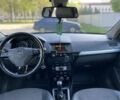 Черный Опель Астра, объемом двигателя 1.6 л и пробегом 265 тыс. км за 5450 $, фото 7 на Automoto.ua