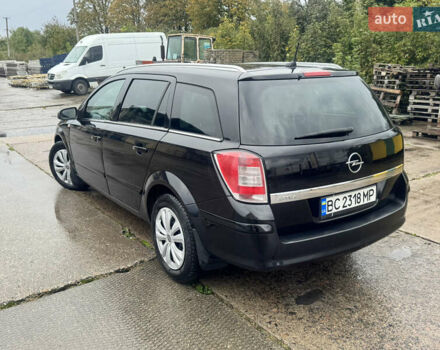 Черный Опель Астра, объемом двигателя 1.69 л и пробегом 300 тыс. км за 4500 $, фото 8 на Automoto.ua