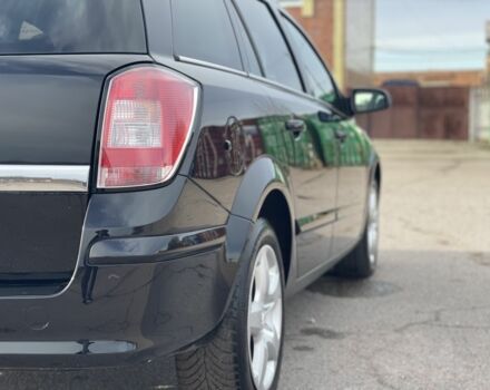 Черный Опель Астра, объемом двигателя 1.6 л и пробегом 239 тыс. км за 5350 $, фото 7 на Automoto.ua