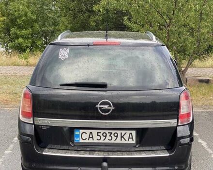 Черный Опель Астра, объемом двигателя 1.6 л и пробегом 198 тыс. км за 5500 $, фото 3 на Automoto.ua