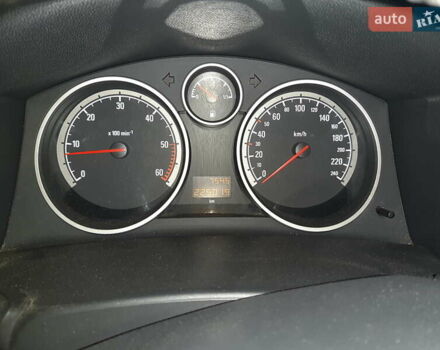 Черный Опель Астра, объемом двигателя 1.7 л и пробегом 230 тыс. км за 6200 $, фото 3 на Automoto.ua