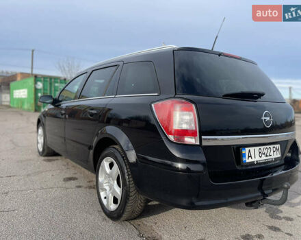 Черный Опель Астра, объемом двигателя 1.6 л и пробегом 239 тыс. км за 5350 $, фото 6 на Automoto.ua