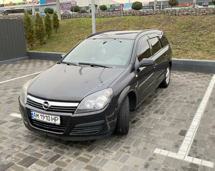 Чорний Опель Астра, об'ємом двигуна 1.25 л та пробігом 202 тис. км за 4500 $, фото 2 на Automoto.ua