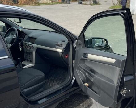 Опель Астра 2007 в Жмеренке на Automoto.ua Черный Опель Астра, объемом двигателя 1.6 л и пробегом 233 тыс. км за 4300 $, фото 2 на Automoto.ua