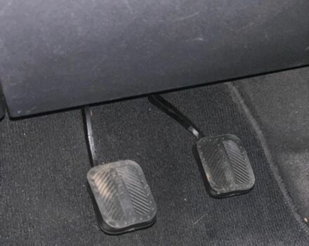 Черный Опель Астра, объемом двигателя 1.6 л и пробегом 250 тыс. км за 6000 $, фото 5 на Automoto.ua