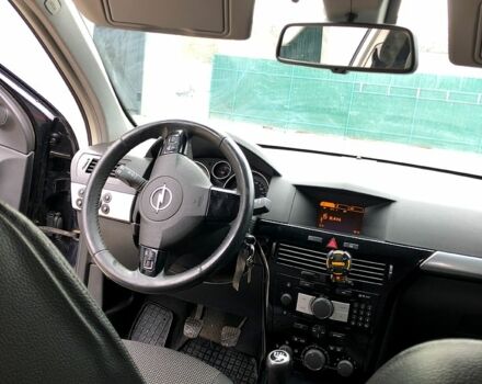 Чорний Опель Астра, об'ємом двигуна 1.6 л та пробігом 6 тис. км за 6000 $, фото 9 на Automoto.ua
