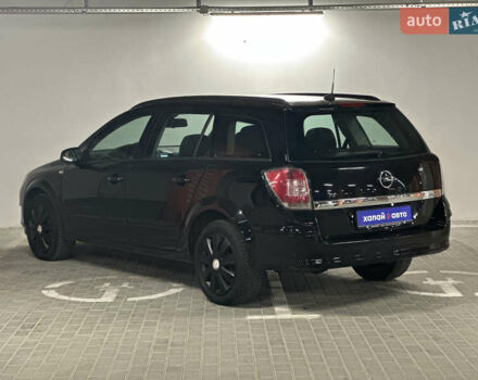 Черный Опель Астра, объемом двигателя 1.6 л и пробегом 216 тыс. км за 5600 $, фото 5 на Automoto.ua