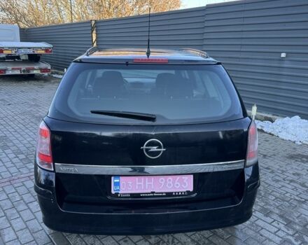 Черный Опель Астра, объемом двигателя 1.6 л и пробегом 228 тыс. км за 4400 $, фото 4 на Automoto.ua