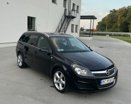 Черный Опель Астра, объемом двигателя 1.9 л и пробегом 270 тыс. км за 5200 $, фото 6 на Automoto.ua