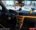 Черный Опель Астра, объемом двигателя 1.7 л и пробегом 28800 тыс. км за 5000 $, фото 4 на Automoto.ua