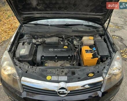 Чорний Опель Астра, об'ємом двигуна 1.6 л та пробігом 200 тис. км за 5000 $, фото 4 на Automoto.ua
