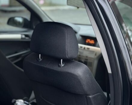 Чорний Опель Астра, об'ємом двигуна 1.6 л та пробігом 280 тис. км за 4999 $, фото 7 на Automoto.ua