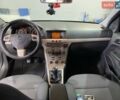 Черный Опель Астра, объемом двигателя 1.7 л и пробегом 248 тыс. км за 5100 $, фото 17 на Automoto.ua