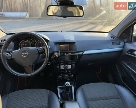 Чорний Опель Астра, об'ємом двигуна 1.8 л та пробігом 270 тис. км за 5600 $, фото 11 на Automoto.ua
