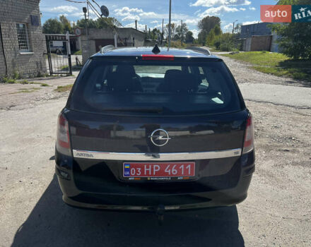 Чорний Опель Астра, об'ємом двигуна 1.6 л та пробігом 195 тис. км за 5550 $, фото 7 на Automoto.ua