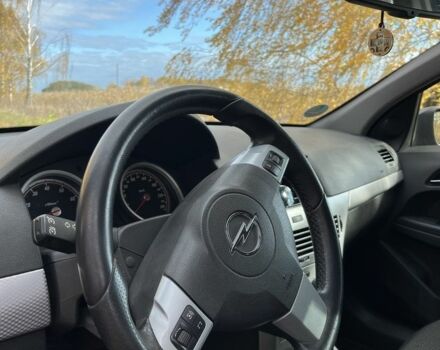 Опель Астра 2007 в Борисполе на Automoto.ua Черный Опель Астра, объемом двигателя 1.6 л и пробегом 200 тыс. км за 5000 $, фото 3 на Automoto.ua