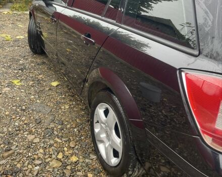 Черный Опель Астра, объемом двигателя 1.6 л и пробегом 245 тыс. км за 5300 $, фото 1 на Automoto.ua