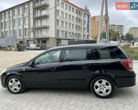 Черный Опель Астра, объемом двигателя 1.6 л и пробегом 250 тыс. км за 4399 $, фото 7 на Automoto.ua