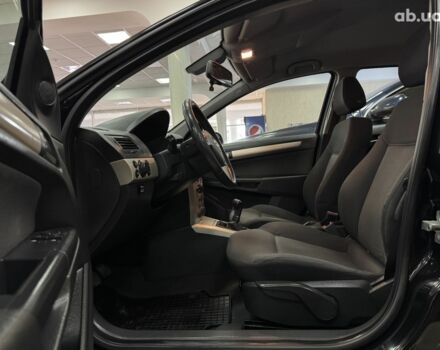 Черный Опель Астра, объемом двигателя 0 л и пробегом 219 тыс. км за 5900 $, фото 6 на Automoto.ua