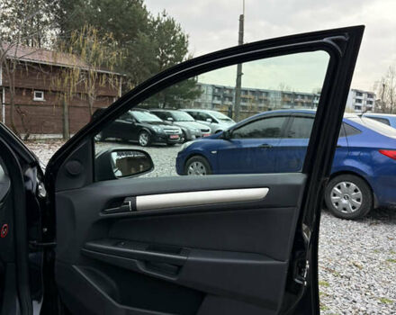 Черный Опель Астра, объемом двигателя 1.6 л и пробегом 208 тыс. км за 5600 $, фото 35 на Automoto.ua