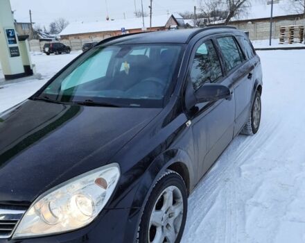 Черный Опель Астра, объемом двигателя 1.6 л и пробегом 240 тыс. км за 4350 $, фото 4 на Automoto.ua