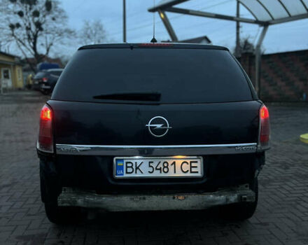 Чорний Опель Астра, об'ємом двигуна 1.91 л та пробігом 369 тис. км за 3600 $, фото 5 на Automoto.ua