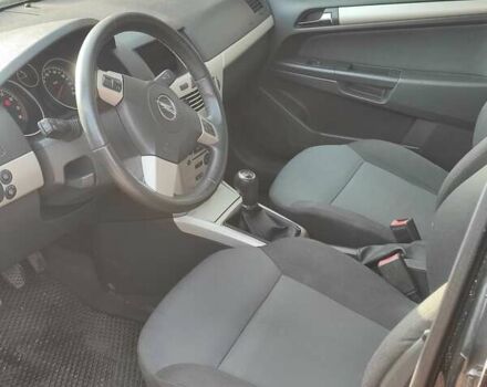 Опель Астра 2007 у Прилуках на Automoto.ua Чорний Опель Астра, об'ємом двигуна 1.6 л та пробігом 277 тис. км за 4500 $, фото 5 на Automoto.ua