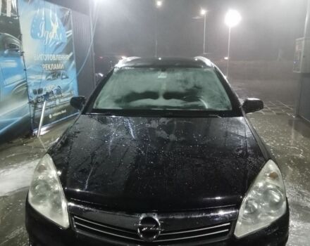 Черный Опель Астра, объемом двигателя 1.7 л и пробегом 199 тыс. км за 3700 $, фото 7 на Automoto.ua