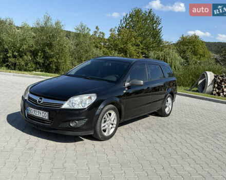 Черный Опель Астра, объемом двигателя 1.7 л и пробегом 320 тыс. км за 4600 $, фото 2 на Automoto.ua