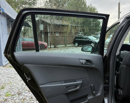 Черный Опель Астра, объемом двигателя 1.6 л и пробегом 208 тыс. км за 5600 $, фото 22 на Automoto.ua