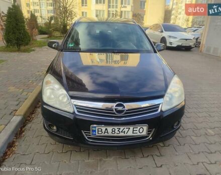 Черный Опель Астра, объемом двигателя 1.6 л и пробегом 281 тыс. км за 5150 $, фото 4 на Automoto.ua