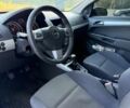 Черный Опель Астра, объемом двигателя 1.9 л и пробегом 250 тыс. км за 4902 $, фото 19 на Automoto.ua