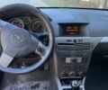 Черный Опель Астра, объемом двигателя 1.7 л и пробегом 140 тыс. км за 1848 $, фото 4 на Automoto.ua