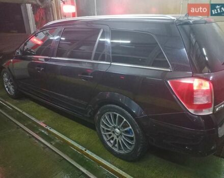 Черный Опель Астра, объемом двигателя 1.6 л и пробегом 180 тыс. км за 4999 $, фото 2 на Automoto.ua