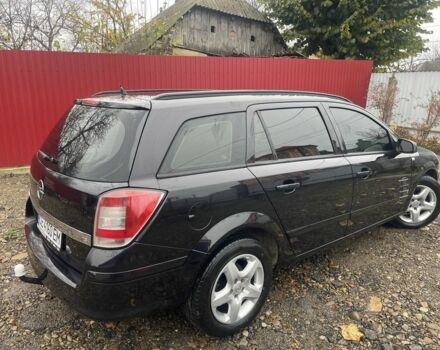 Черный Опель Астра, объемом двигателя 1.6 л и пробегом 245 тыс. км за 5300 $, фото 4 на Automoto.ua