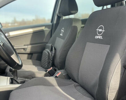 Черный Опель Астра, объемом двигателя 1.6 л и пробегом 239 тыс. км за 5350 $, фото 16 на Automoto.ua